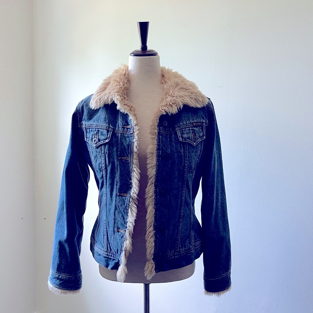WOMENS vintage denim jacket with faux fur lining